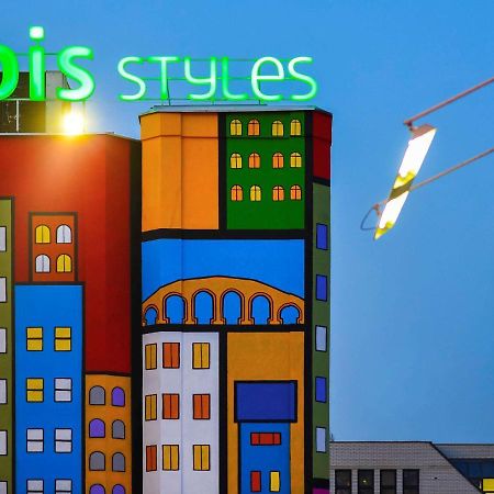 Hotel Ibis Styles Skopje Exterior foto