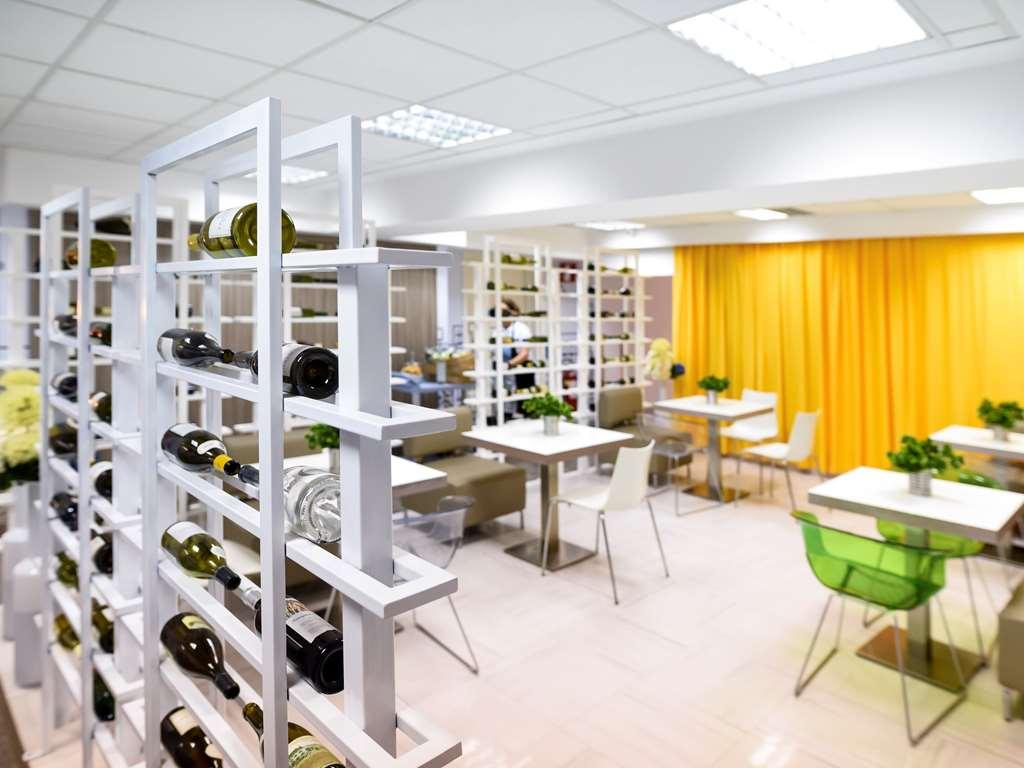 Hotel Ibis Styles Skopje Restaurant foto