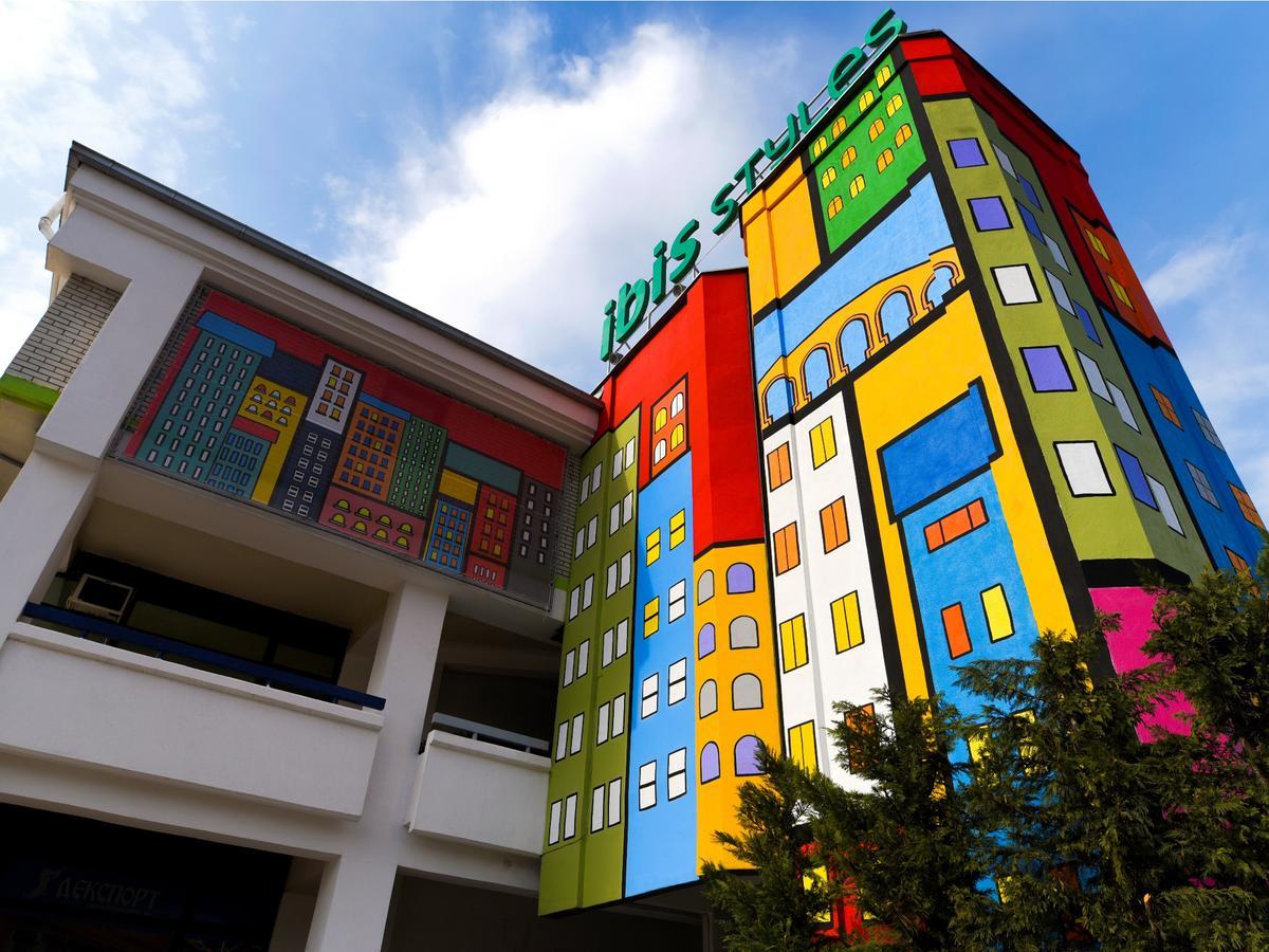 Hotel Ibis Styles Skopje Exterior foto