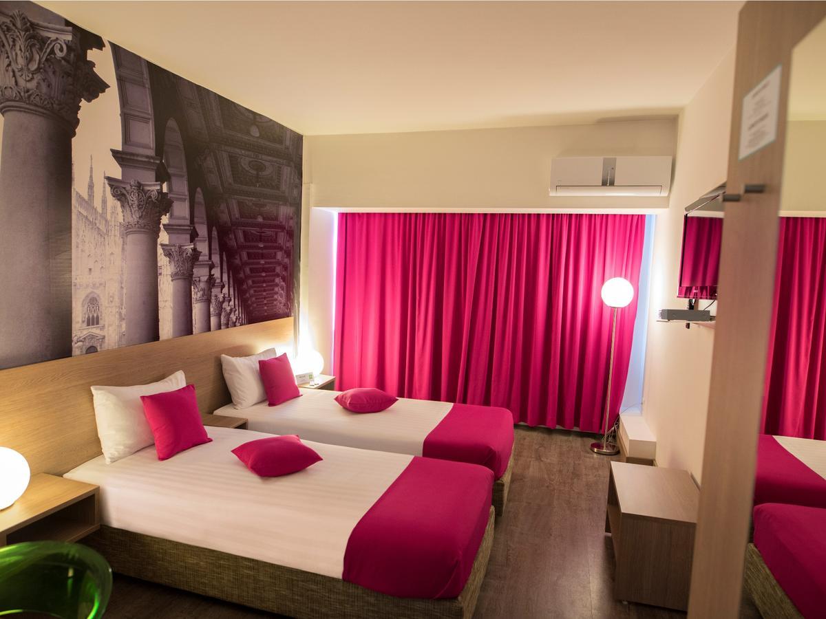 Hotel Ibis Styles Skopje Exterior foto