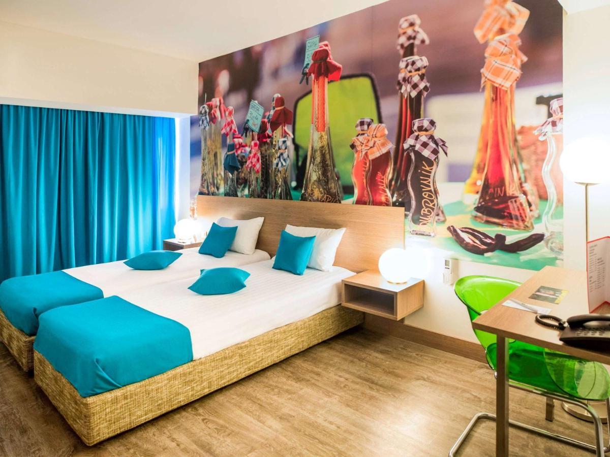 Hotel Ibis Styles Skopje Exterior foto